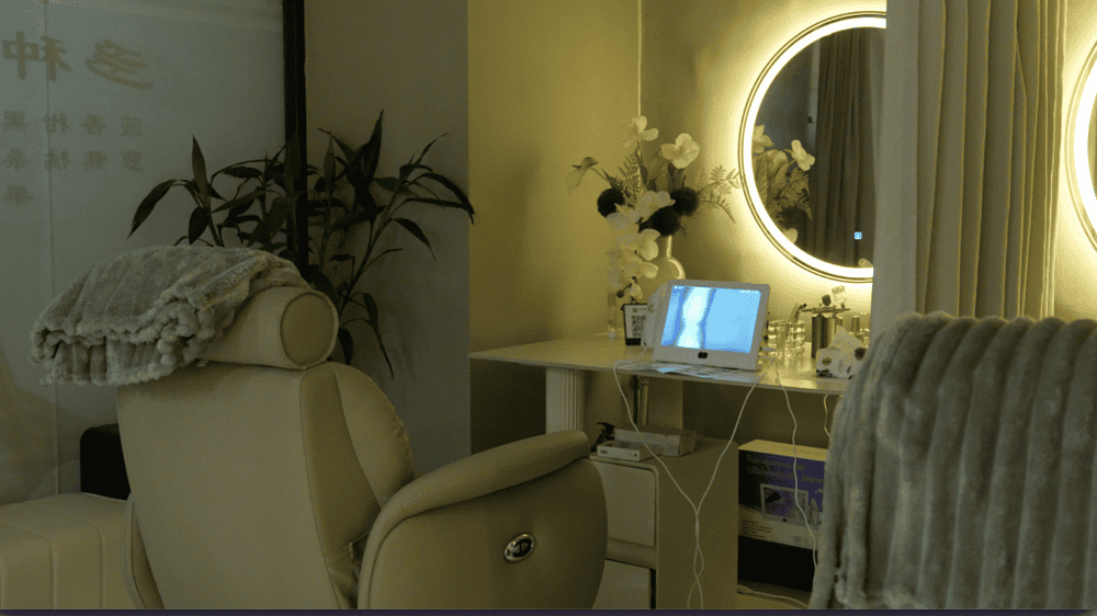 青青沐絲頭療&middot;養髮&middot;解壓 -沈浸式頭療SPA會所