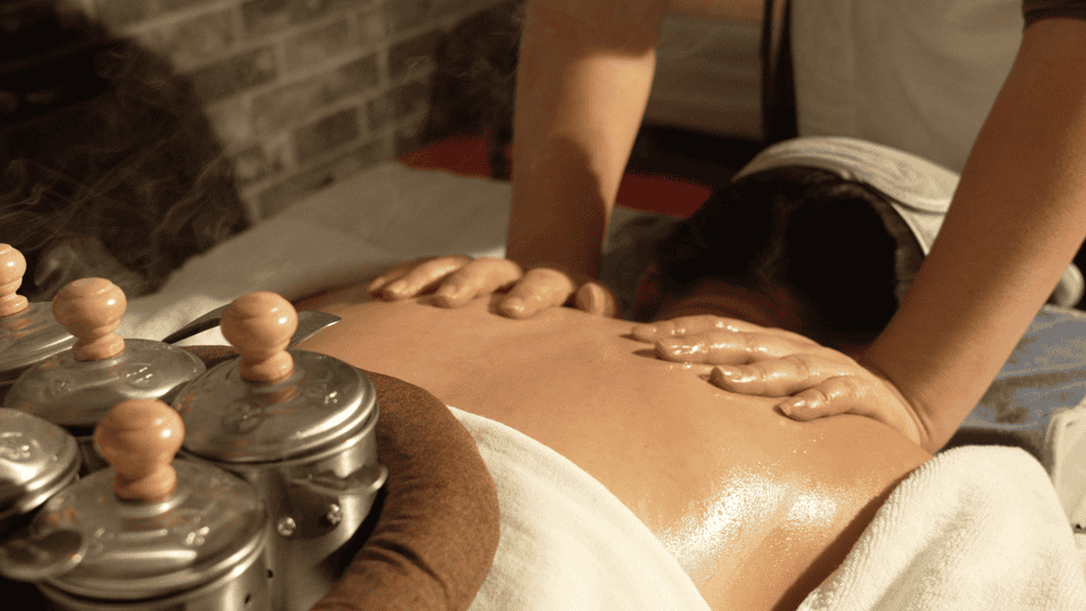 秀林居養生館 &middot; 按摩 &middot; 禪拍 &middot; SPA 十年以上中醫推拿師 - 特色艾灸調理